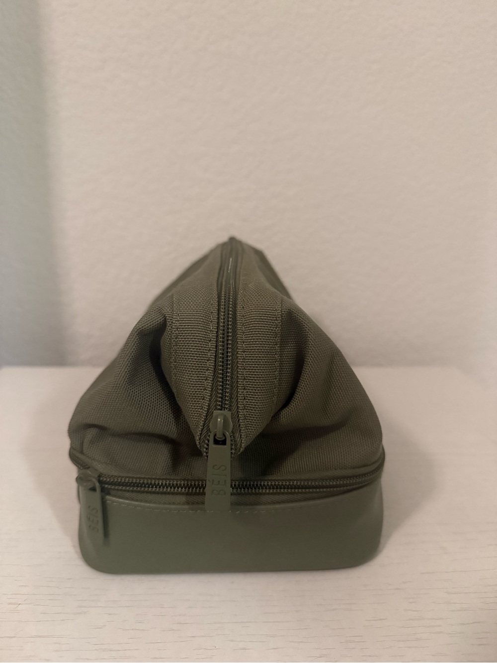 BEIS  mini weekender in olive with beis toiletry bag - Picture 7 of 10
